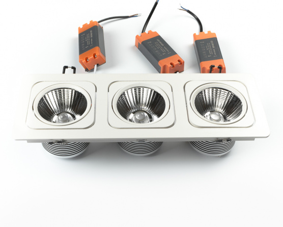 Светильник точечный карданный L6129BACOB-3x15W фото 2